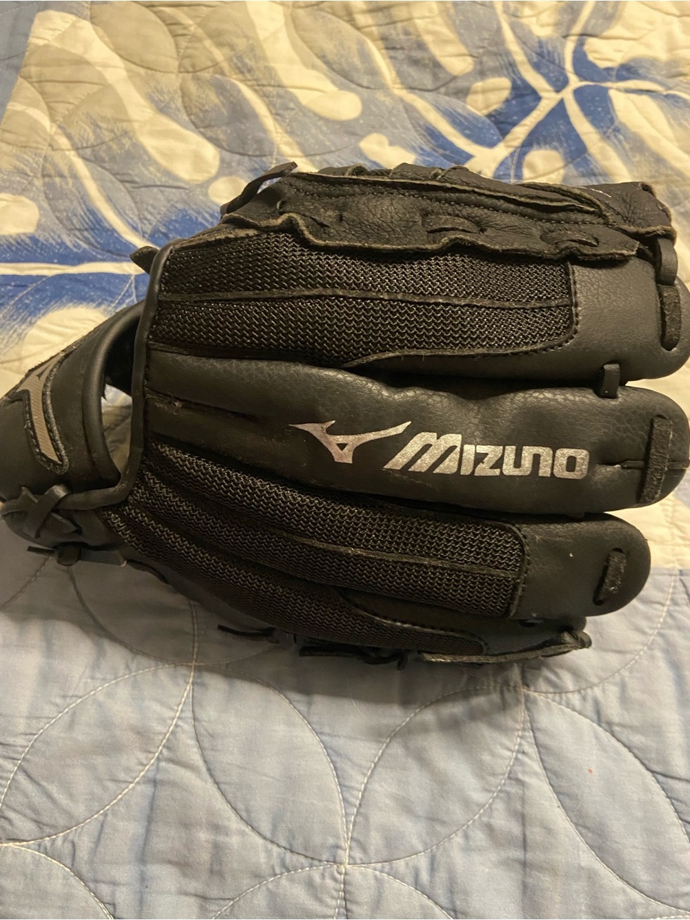 MIZUNO PowerClose PROSPECT Right-Hand YOUTH Baseball Glove